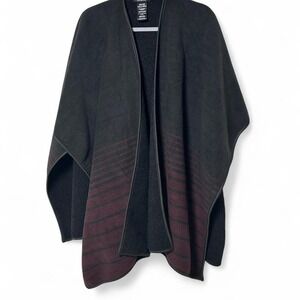 Ike Behar Cape Womans One Size Black Burgundy Soft‎ Striped Sherpa Boho Poncho